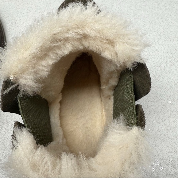 Women's EMU Australia pioneer dark green suede waterproof deluxe wool boots - Picture 10 of 16